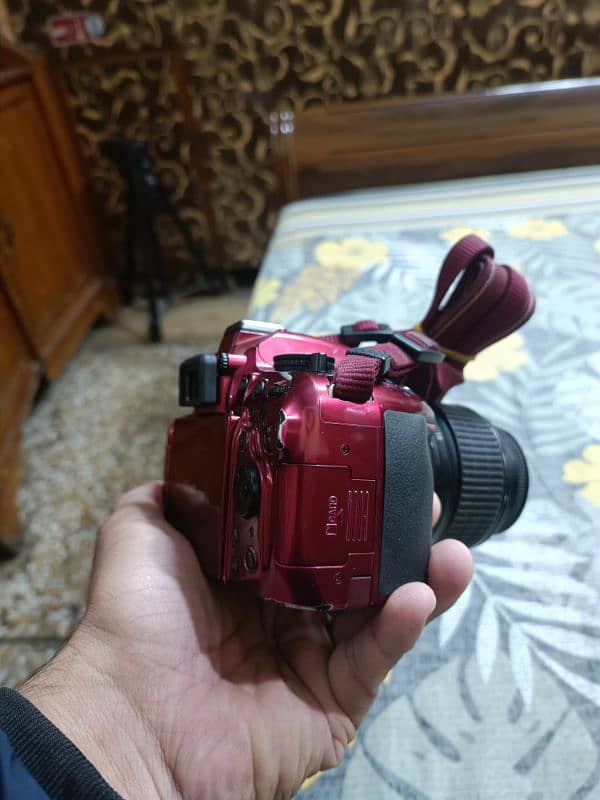 Nikon d5200 with 18/55mm Red product. 7