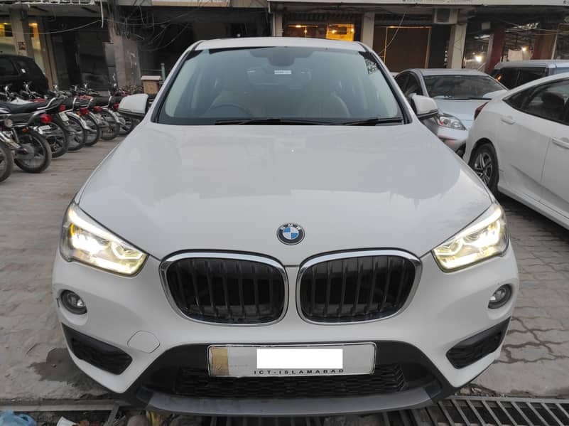 BMW X1 2017 X1 sDrive18i A/T 1