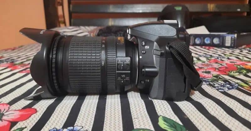 Nikon D5300 camera 10 by 10 condition 2