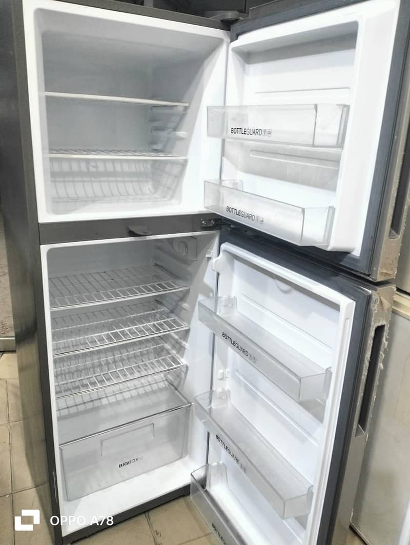 HAier fridge MEdium size  (0306=4462/443) achaset 7