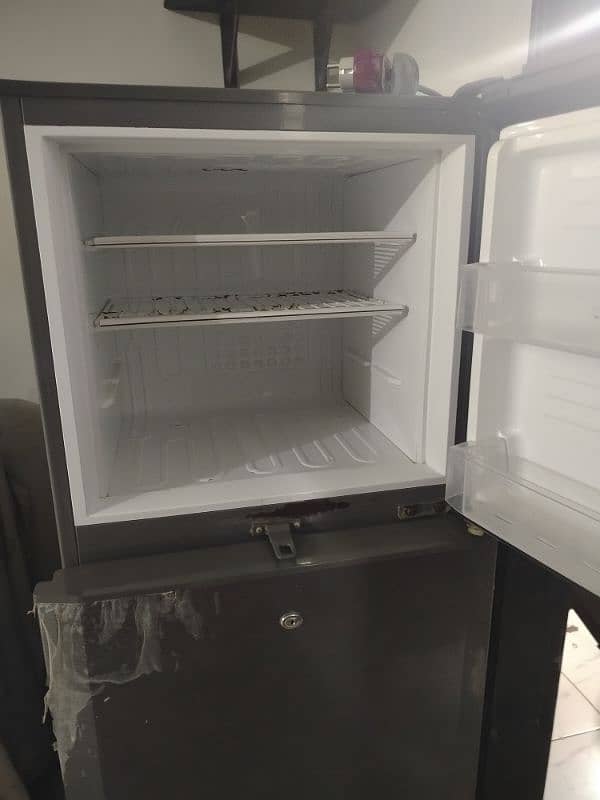 Pel refrigerator with warranty 3