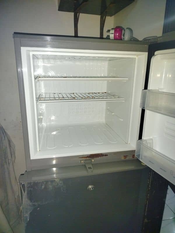 Pel refrigerator with warranty 4