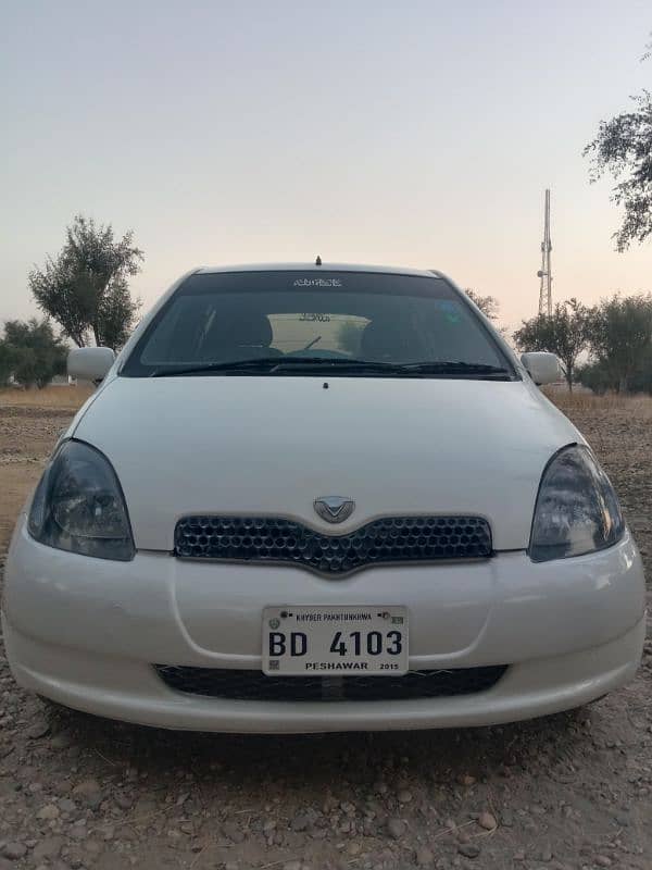 Toyota Vitz 2000 0