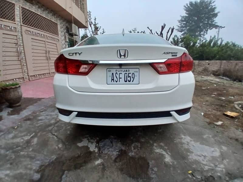 Honda City Aspire 2024 3