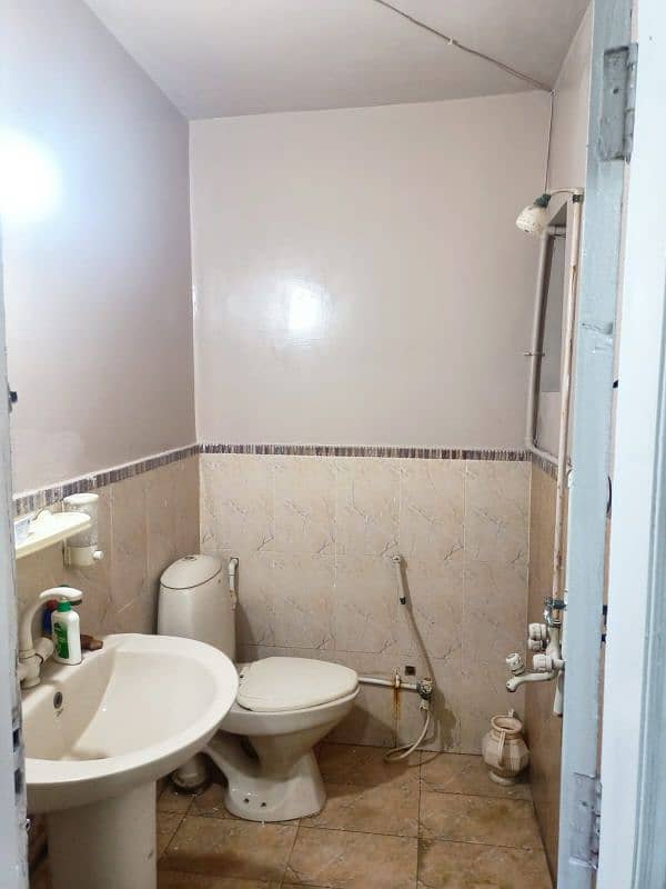 Dha rahat 1800 feet 3 bad DD lift furnished 0