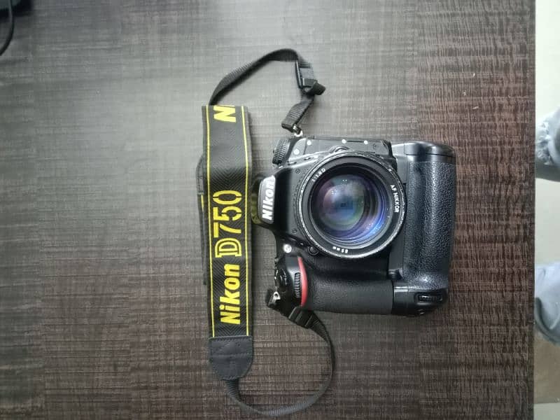 Nikon D 750 2