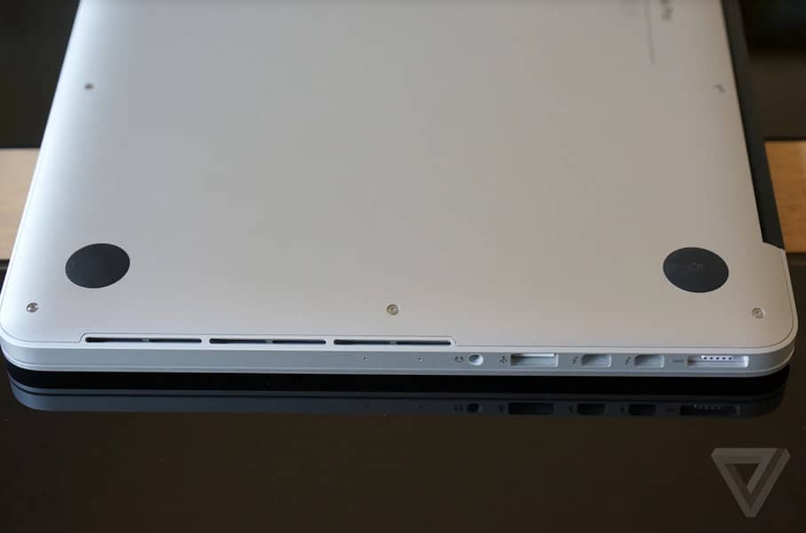 Apple MacBook Pro 2015 | Core i7 | 16GB RAM | 15.4" Retina | UK Import 8