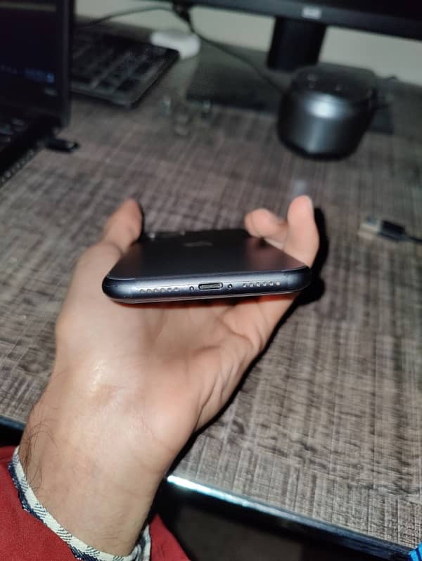 iphone 11 pta 1