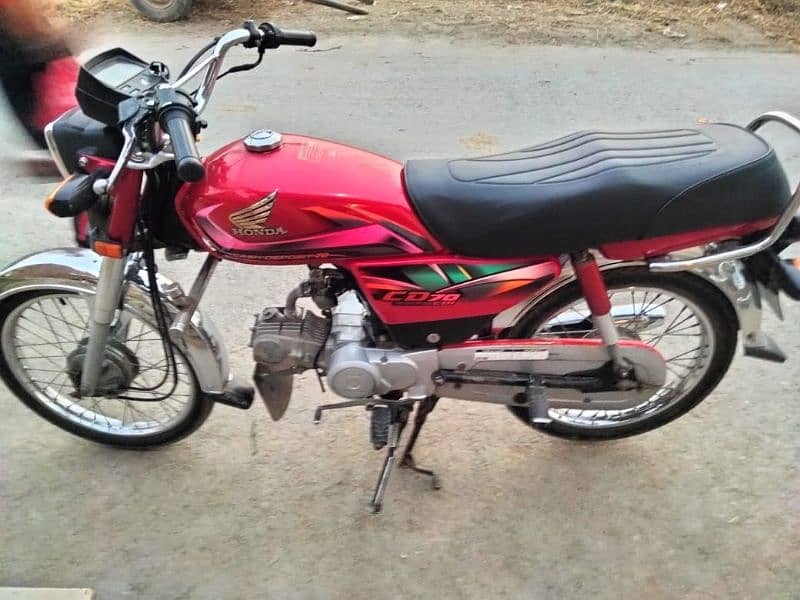 Honda 70cc good condition 3