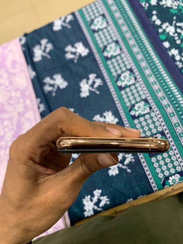 Iphone Xs 256gb approved 5