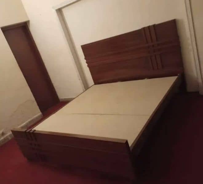 double beds available in full whole sale price 16