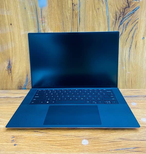 Dell XPS 7590 Touch 4k i7-9th Gen 16GbRam 256GbSSD 4Gb Nvidia GTX 1650 2