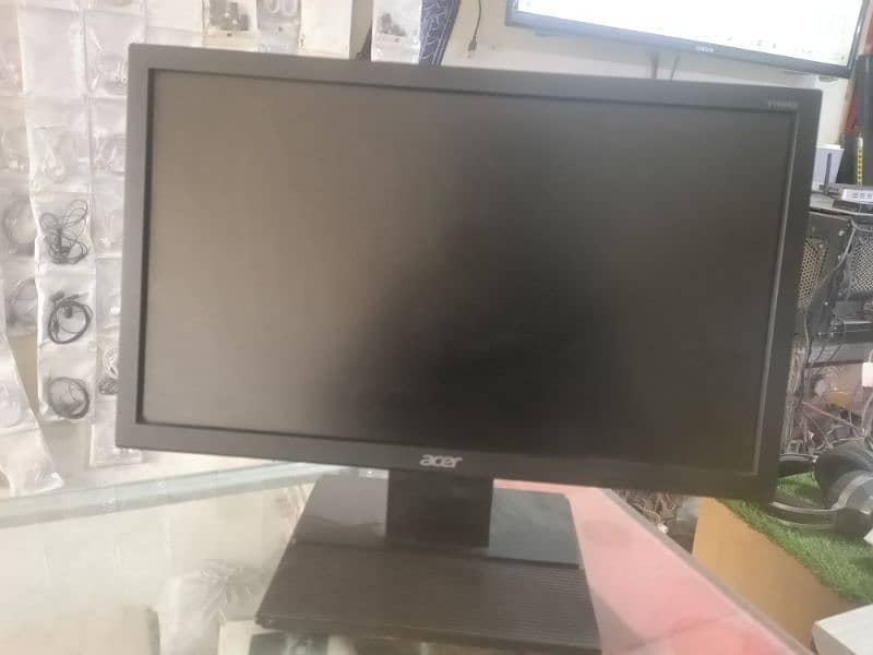 Acer 19 inch lcd 0