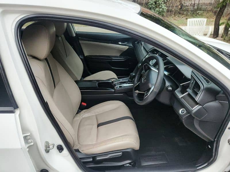 Honda Civic VTi Oriel Prosmatec 2019 12