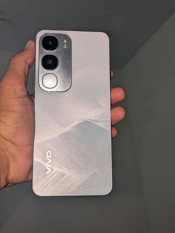 Vivo Y19s 1