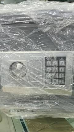 Money Locker with touch pad brand new