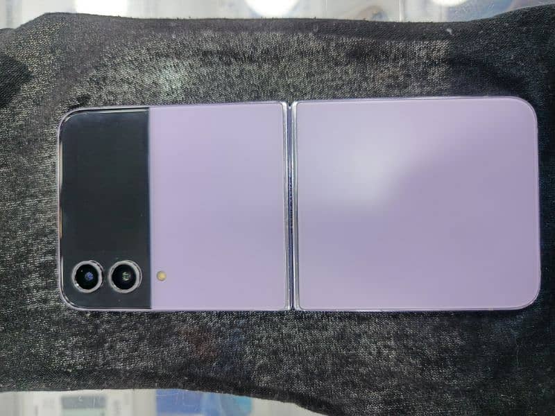 Galaxy Z Flip4 Purple 8/512 Official PTA 6