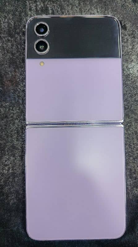 Galaxy Z Flip4 Purple 8/512 Official PTA 7