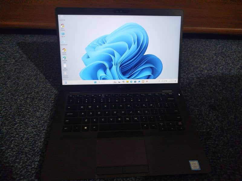 Dell laptop Latitude 5400 7