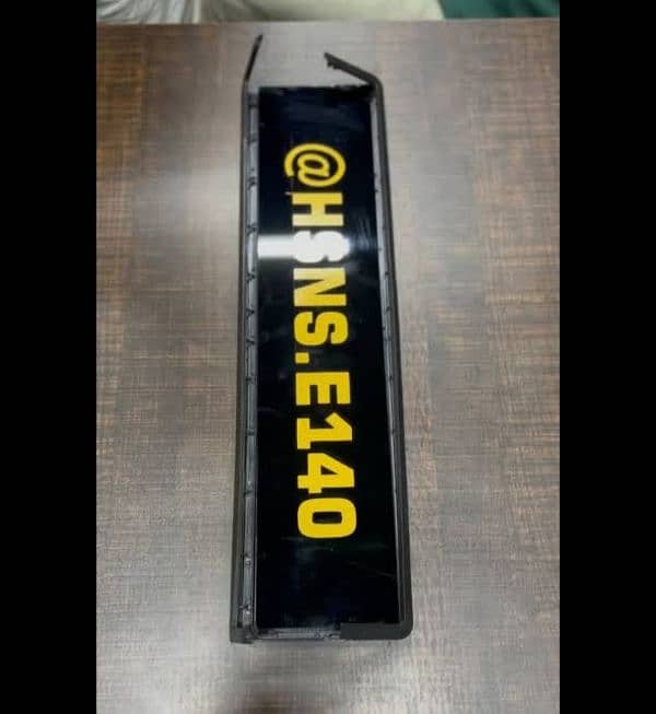 CAR PORTABLE NUMBER PLATE FRAME 0