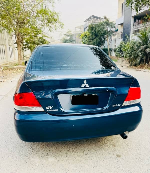 Mitsubishi Lancer 2005 3