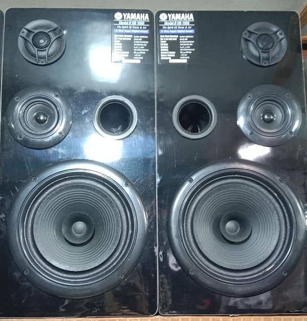 woofer speaker. . 8