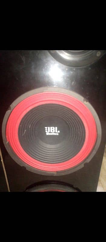 woofer speaker. . 11