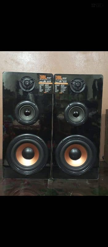 woofer speaker. . 12