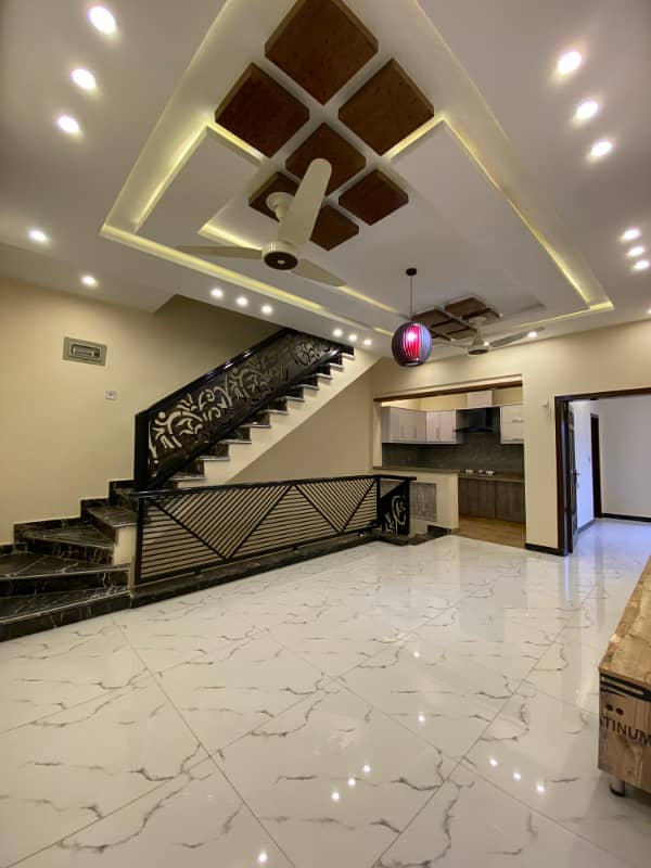 7 Marla Fully luxury Designer House for sale at investor price in Ali block Bahria town phase 8 RWP 22