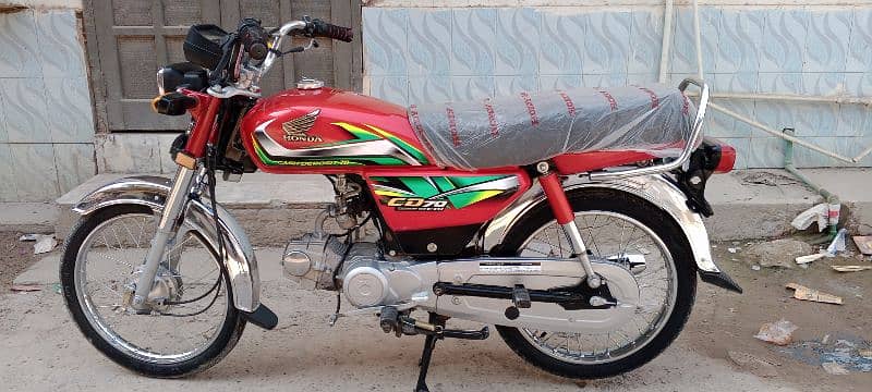 Honda CD70 2022 All Punjab number Full Lush condition . . . urgent sale 0