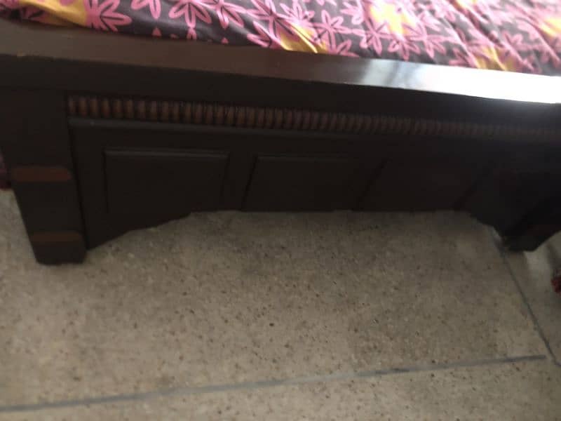 single bed wooden 2