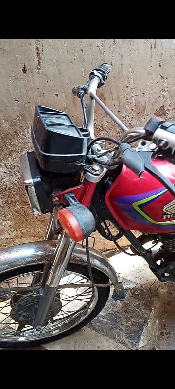 honda 125 Karachi num ha 3