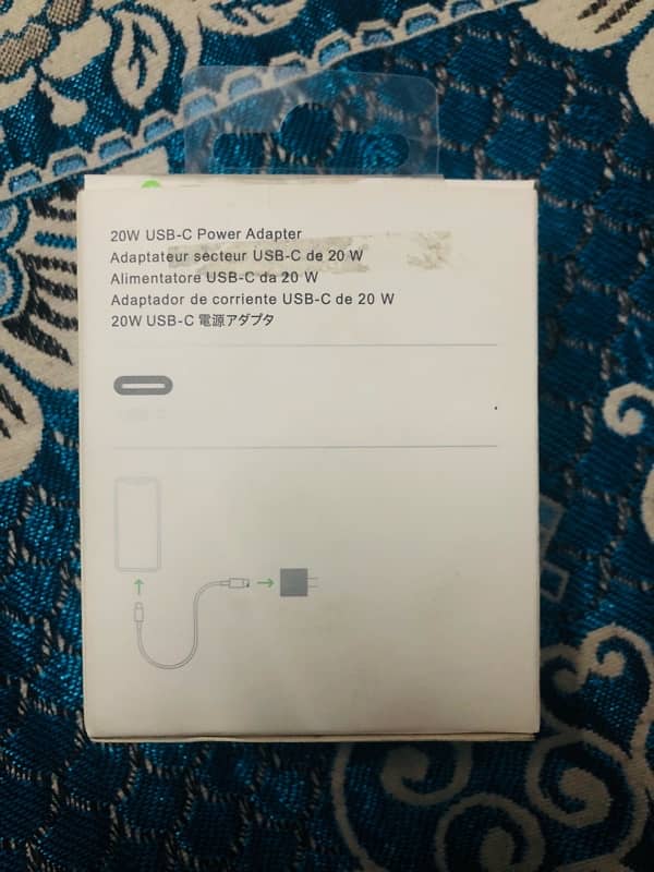 IPhone original charger 3