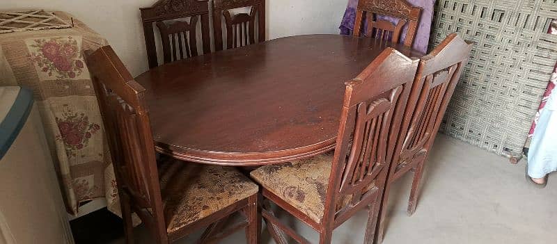 Dining table and 6 chairs 1