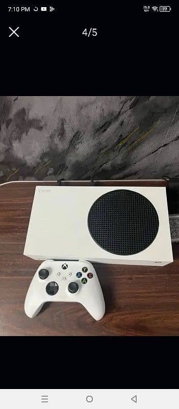 Xbox series s 512gb in excellent condition with GTA 5 and games 2