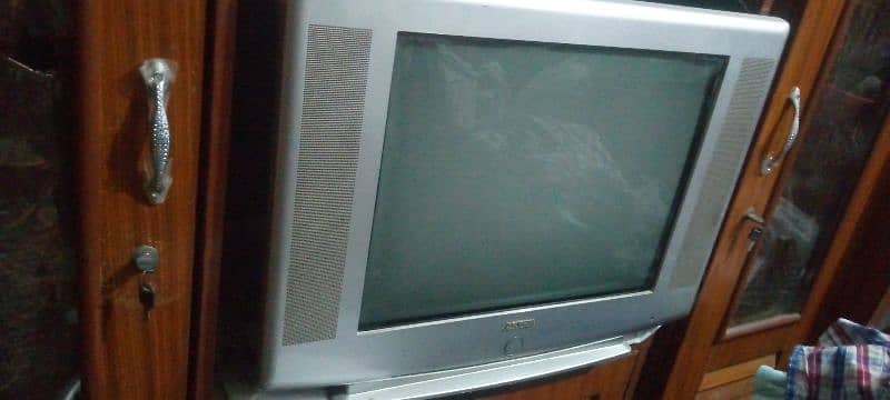 home use TV 21 inch Akira 1