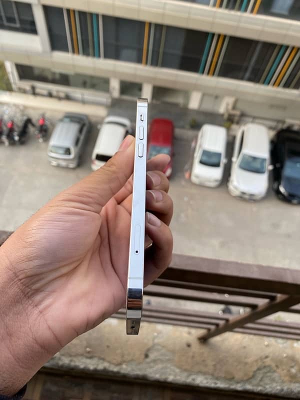 iphone 12 pro non active 4