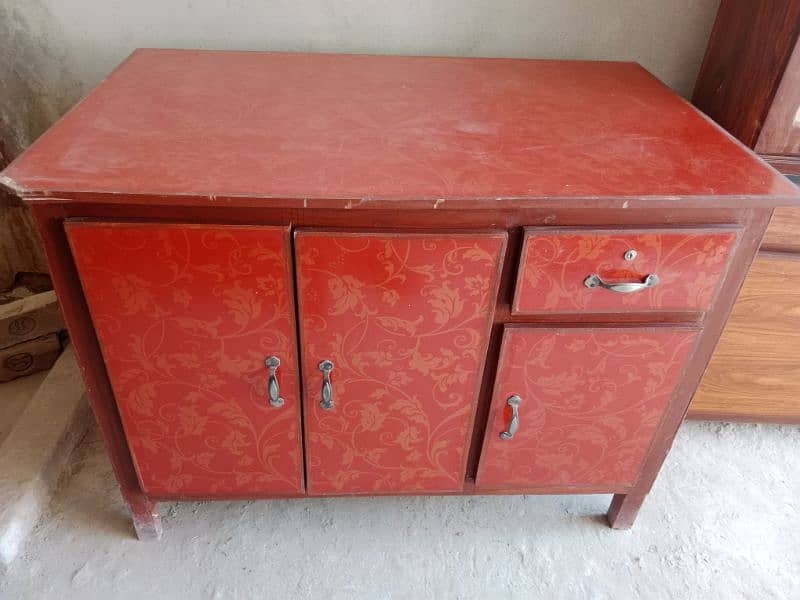 "High-Quality Used Furniture for Sale - Excellent Condition" 6