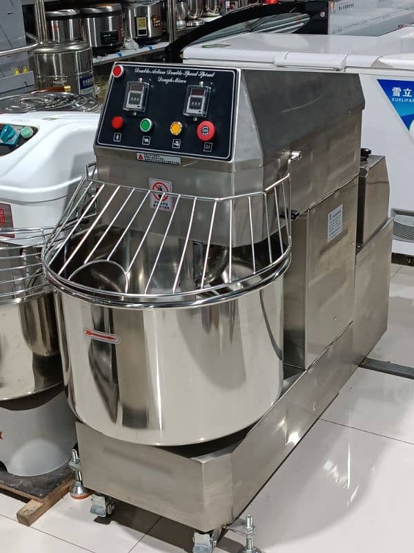 Henny Penny Pressure Fryer & All Kitchen Equipment Available For Sale 9