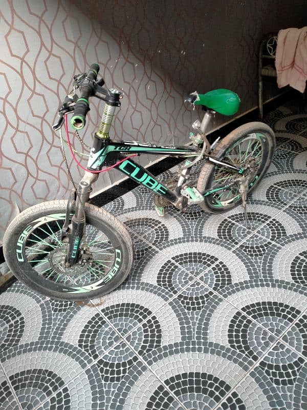 BOYS GEARS CYCLE FOR SALE 0