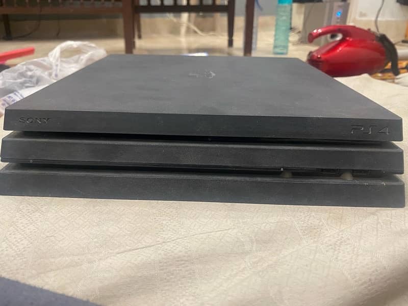 Ps4 Pro With 2 Controllers 3