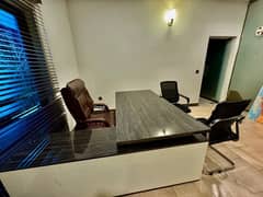 Executive Boss Table With Executive Chair