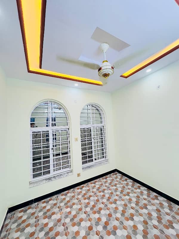 5 MARLA BRAND NEW HOUSE FOR SALE IN FAISAL TOWN ISLAMABAD. 39