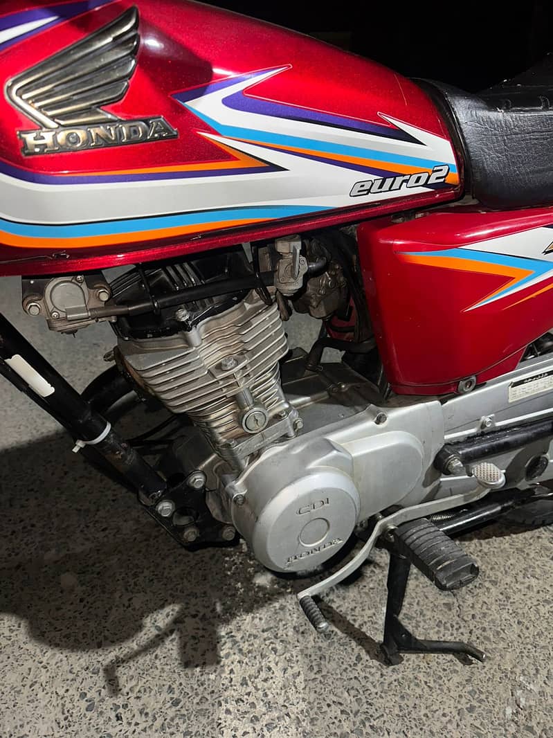 Honda 125 Model 16 genuine 1