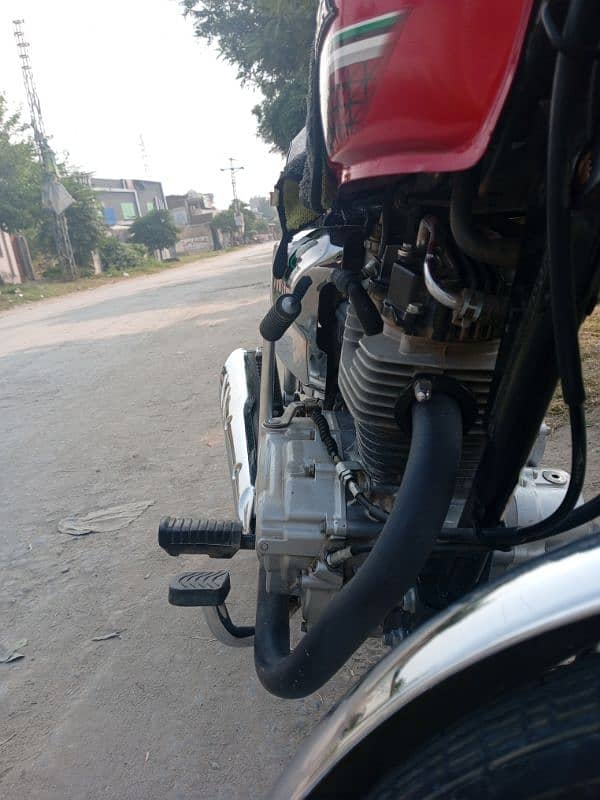 Honda 125s all bike ok condition 5