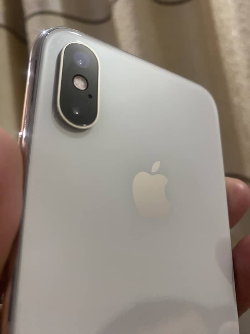 Apple iPhone XS 0