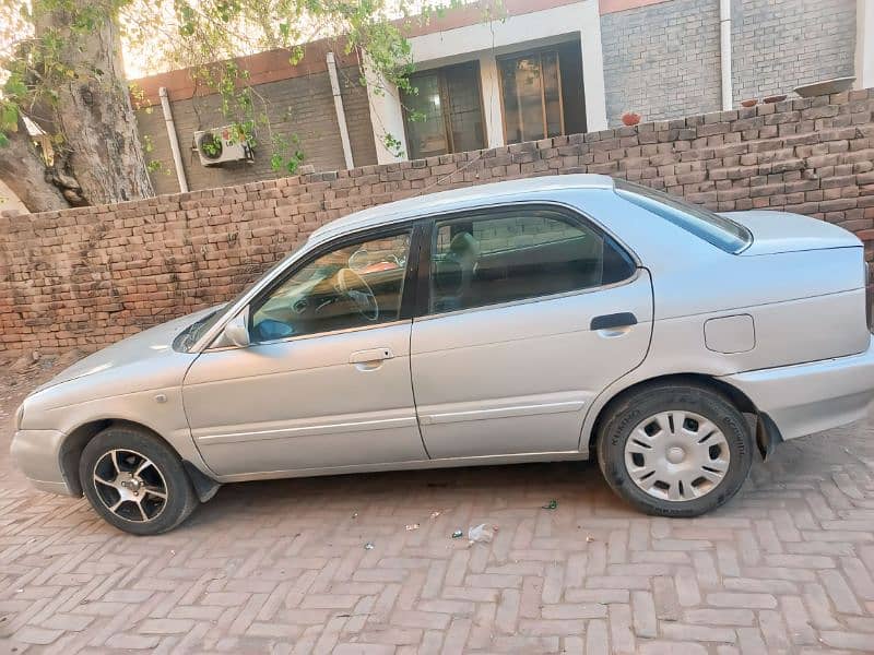 Suzuki Baleno 2004 1