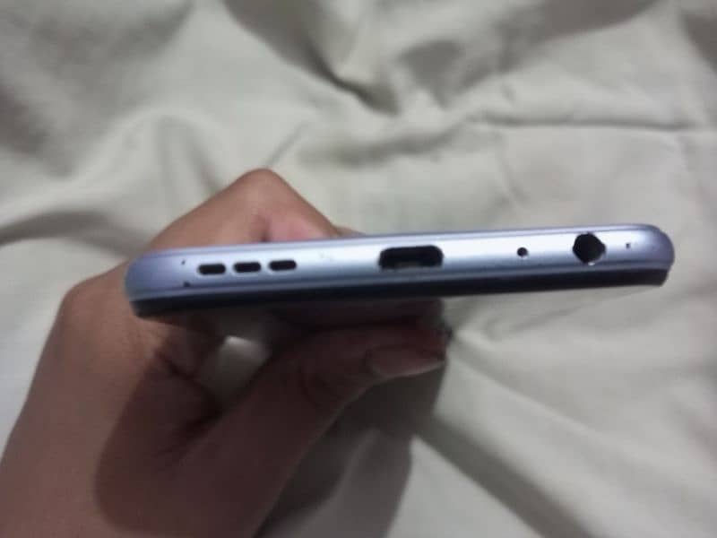 vivo y12a used all okay but panel crack 3GB 32GB 2