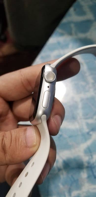 apple watch series 8 3