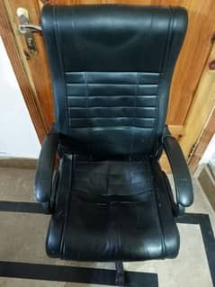 Leather Chair almost new